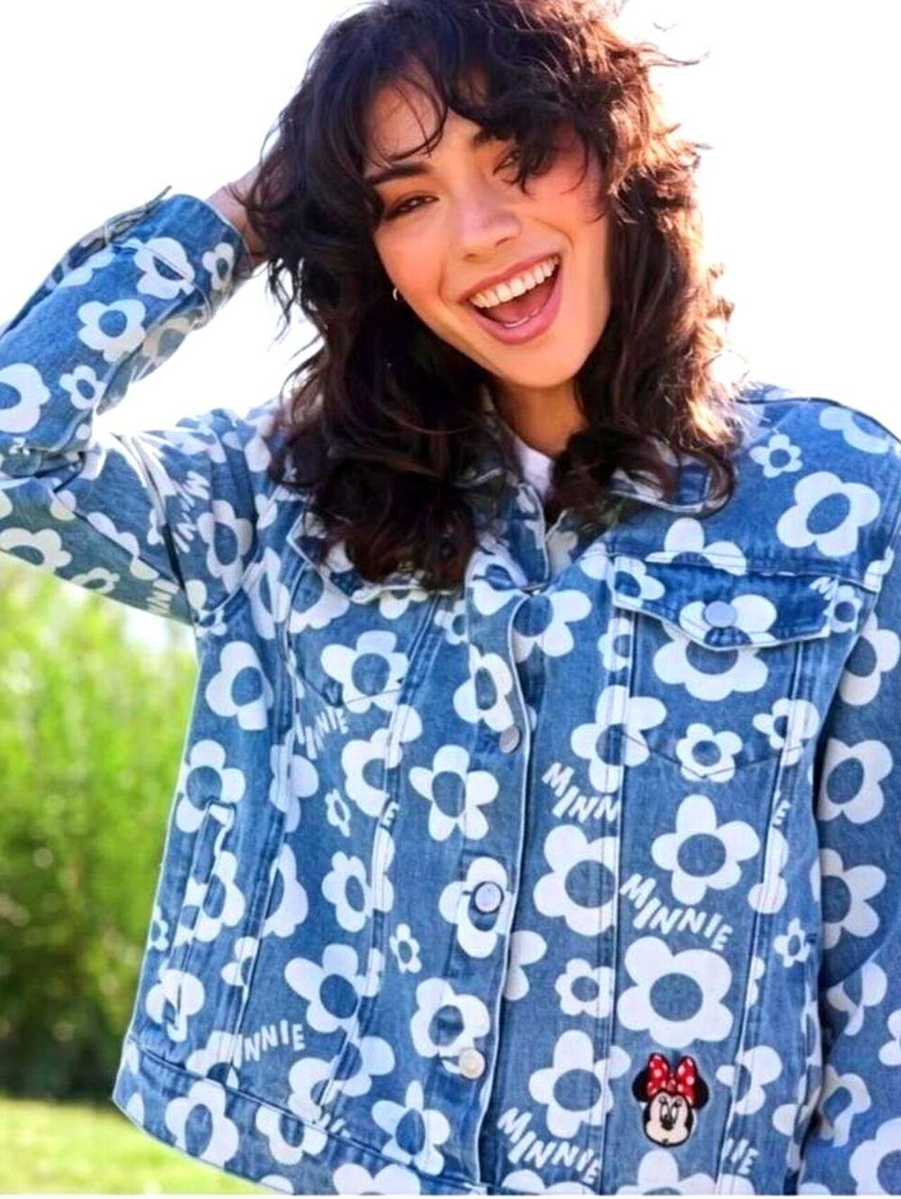 DISNEY Womens (L) Minnie Mouse 100% Cotton Denim Jacket Blue w/ White Flowers